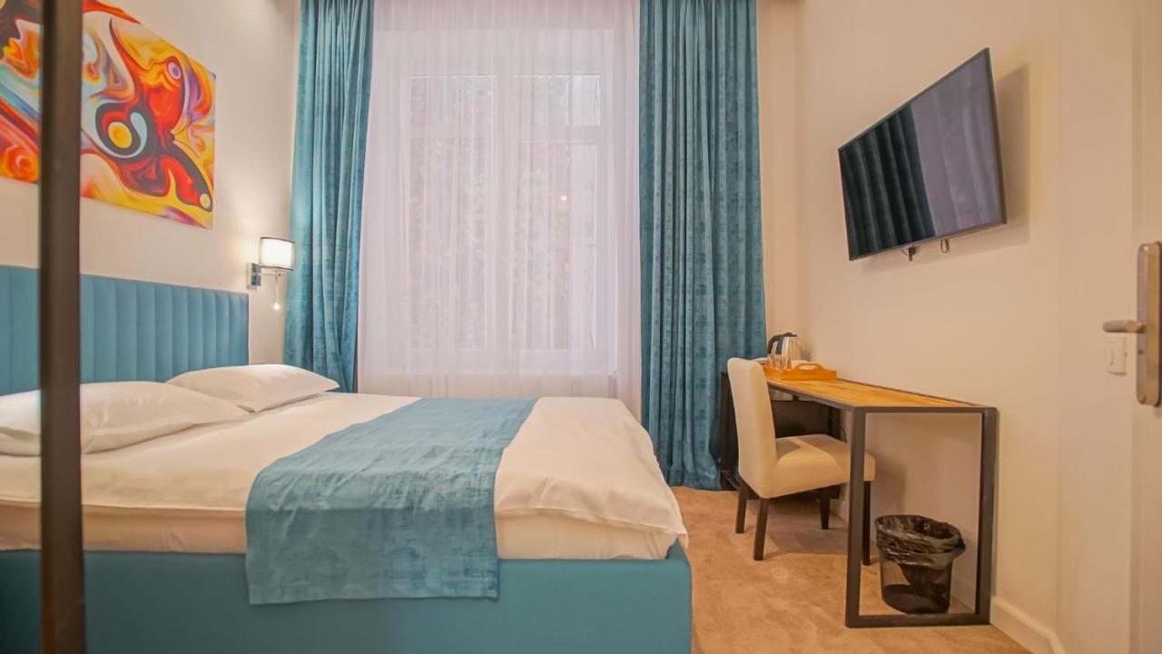 Zoom Rooms Брашов Экстерьер фото