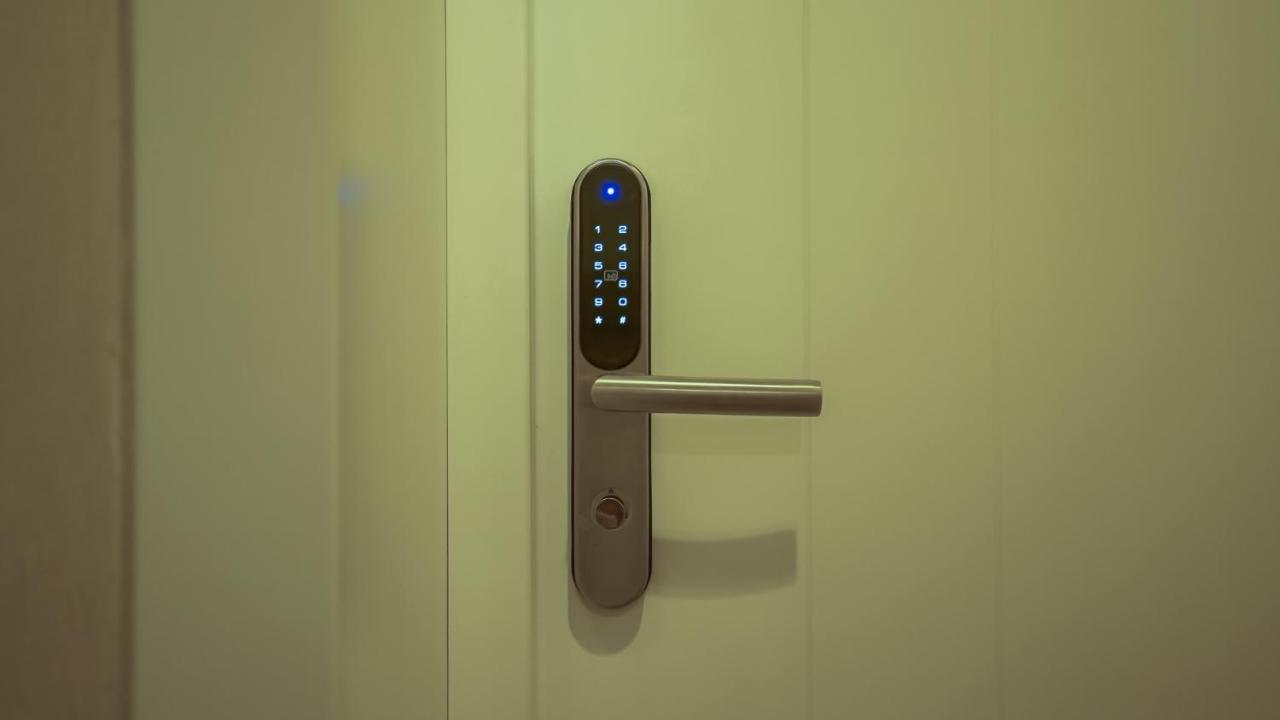 Zoom Rooms Брашов Экстерьер фото